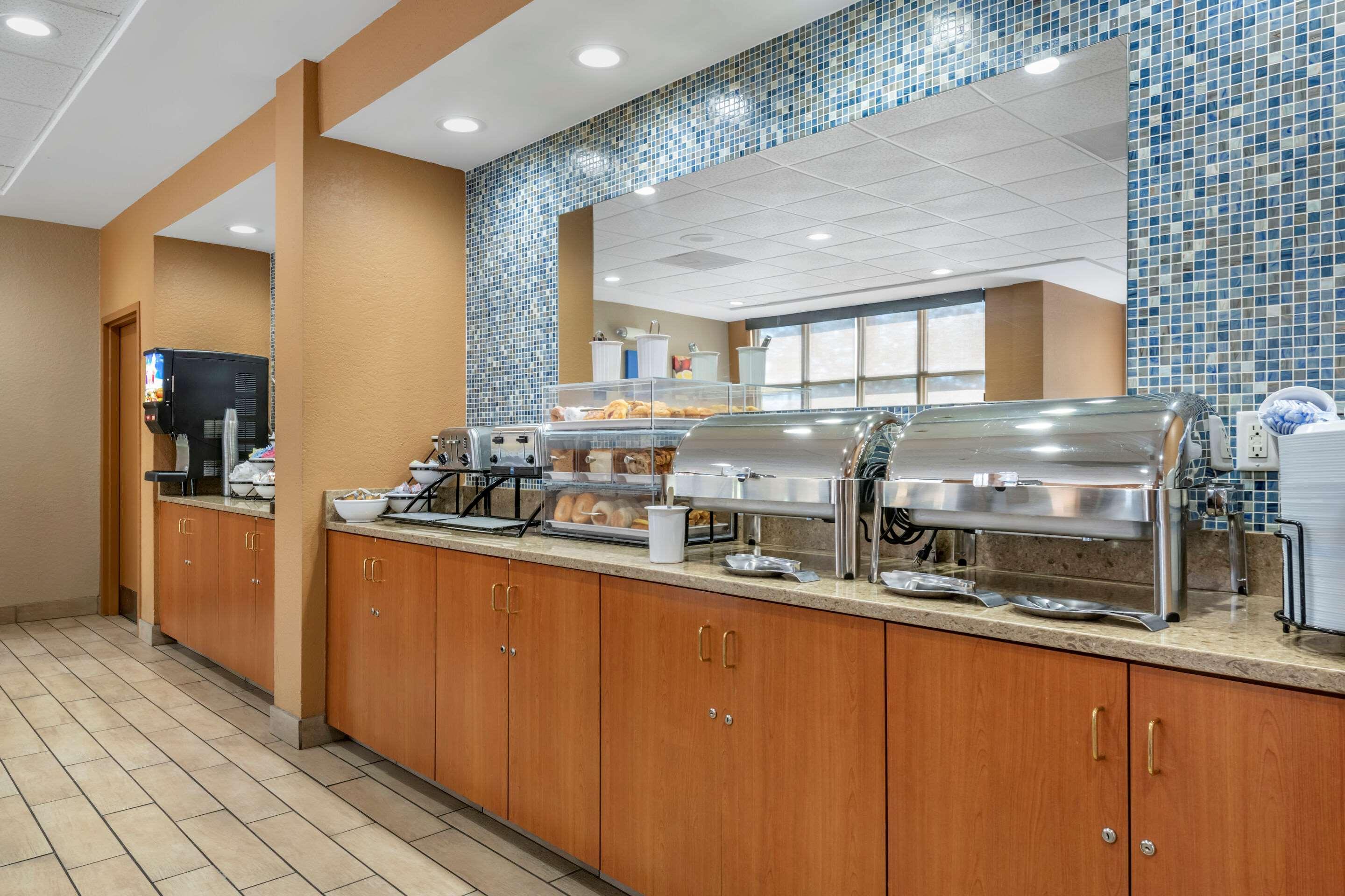 Comfort Inn & Suites Orlando North Sanford Dış mekan fotoğraf